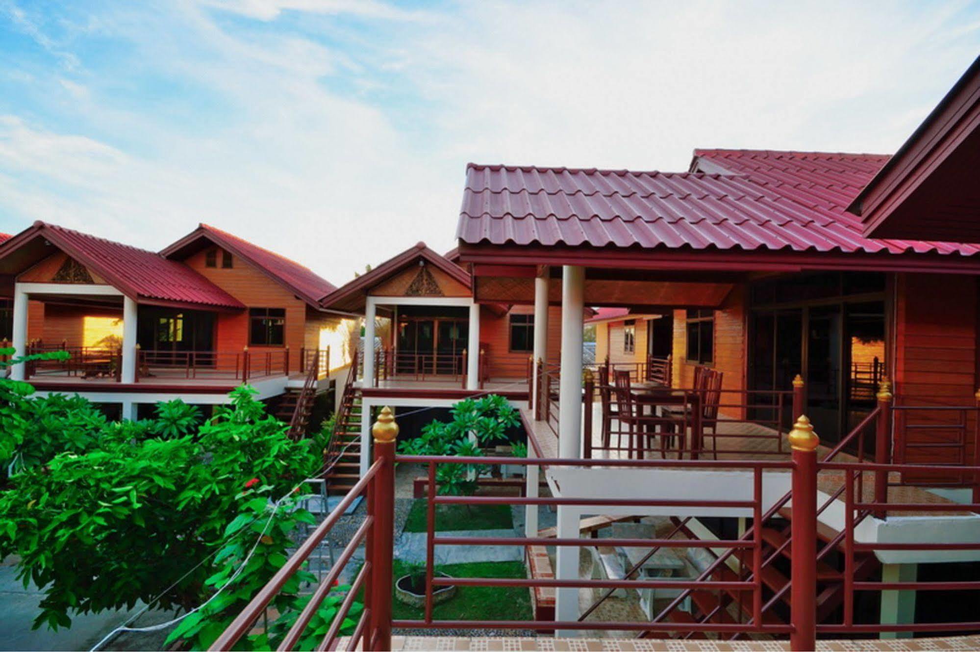 Avila Resort Pattaya Luaran gambar