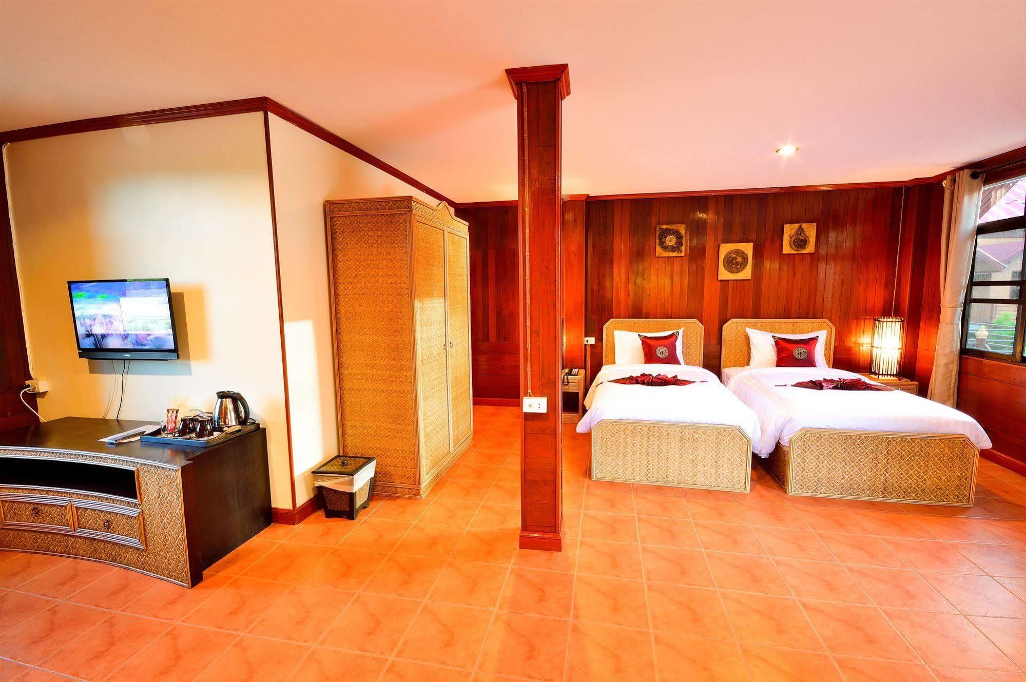 Avila Resort Pattaya Luaran gambar